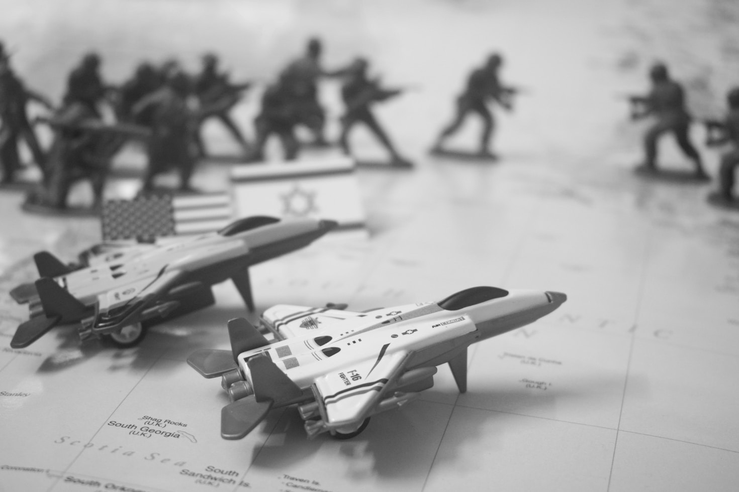 A Guide to Exploring Conflict Zones via Visual Maps